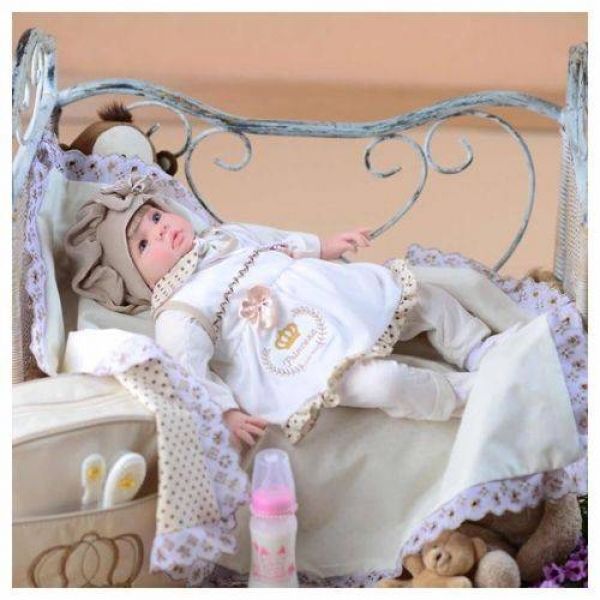 Boneca Bebê Reborn Princesa Larinha Loira Roupa Creme 53cm com 20 acessórios